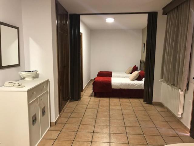 Hotel Patri Уескар Екстер'єр фото