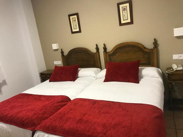 Hotel Patri Уескар Екстер'єр фото