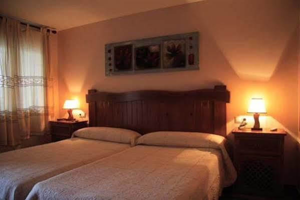 Hotel Patri Уескар Екстер'єр фото